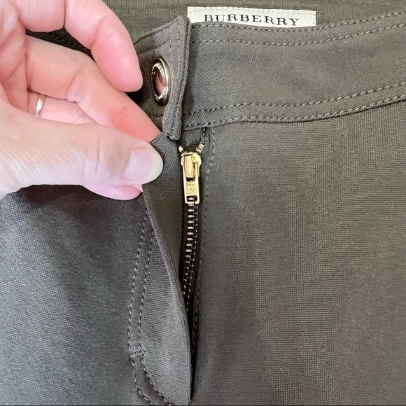 Burberry Authentic skinny ankle zipper skinny pants in olive - Picture 9 of 11